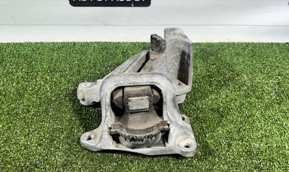 Подушка двигателя правая Renault Megane III