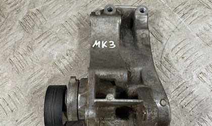 Кронштейн  генератора Volkswagen Polo 3