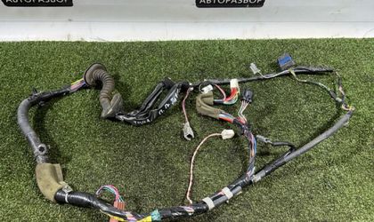 Проводка передней левой двери Nissan Tiida C11