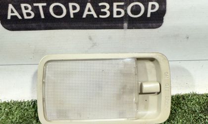 Плафон освещения салона задний Nissan Tiida C11