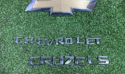 Эмблема на крышку багажника Chevrolet Cruze I