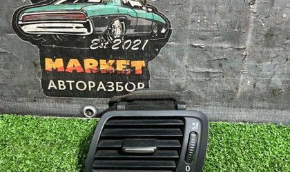 Воздушный дефлектор левый Volkswagen Passat B6