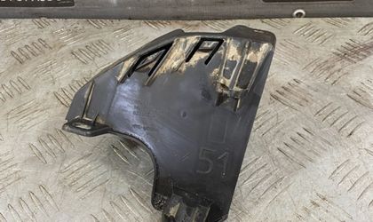Кронштейн заднего бампера правый Citroen C4 2006