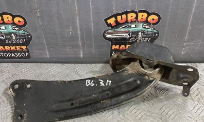 Рычаг задний правый Volkswagen Passat B6
