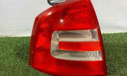 Фонарь задний левый Skoda Octavia A5