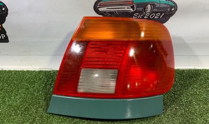Фонарь задний правый Audi A4 B5 1996