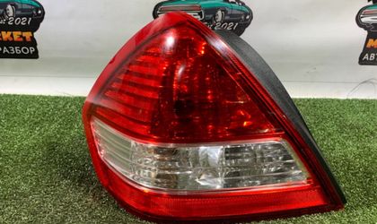 Фонарь задний левый Nissan Tiida C11