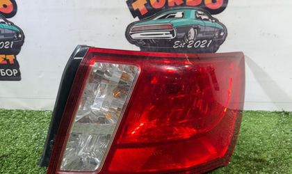 Фонарь задний правый Subaru Impreza III 2009