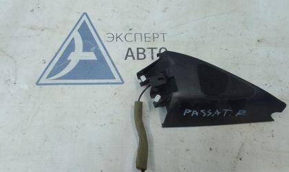 Уголок ПП двери Volkswagen Passat B6 (2005—2010)