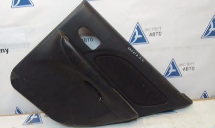 Обшивка двери правой Hyundai Sonata IV  2006
