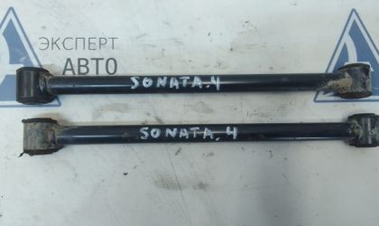 Тяга задняя поперечная Hyundai SonataIV Рест 2004