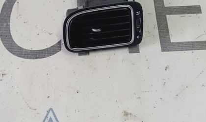Воздушный дефлектор Volkswagen Polo V (2009—2015)
