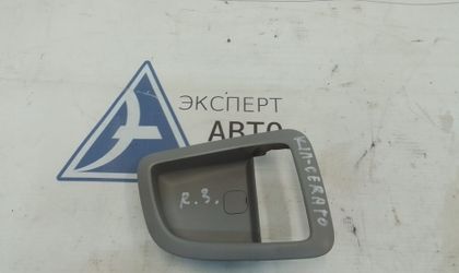 Накладка ручки правая задняя Kia Cerato I Рест2007