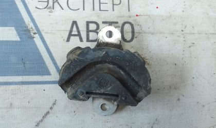 Кронштейн трубки ГУР 
BMW 7 серия F01/F02/F04 2010