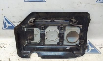 Декоративная крышка двигателя Volkswagen Passat CC