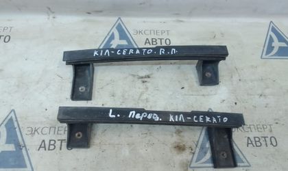 Направляющая стекла перед левая Kia Cerato I 2006