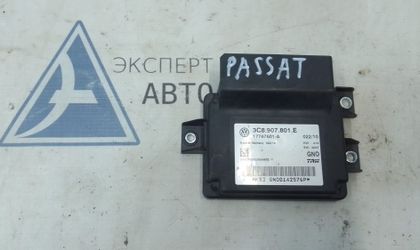 Блок управления парковочным тормозом VW Passat B6