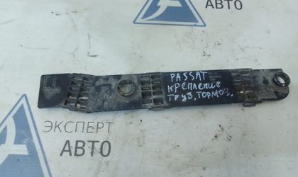 Кронштейн топливной трубки VW PassatB6(2005—2010)