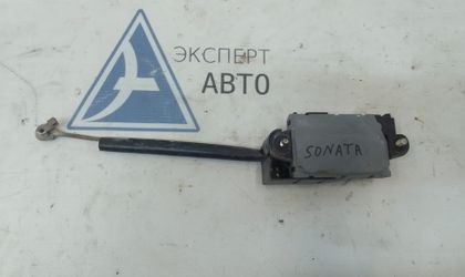 Активатор замка двери Hyundai Sonata IV Рест 2004