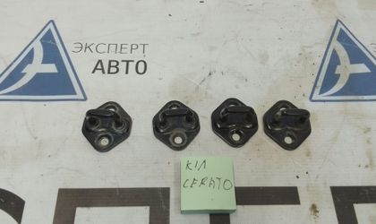 Петли замков  дверей  Kia Cerato I Рестайлинг 2007