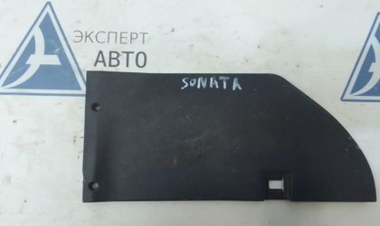 Накладка на центр консоль левая Hyundai Sonata IV