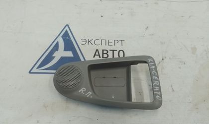 Накладка ручки прав перед Kia Cerato I Рест2007
