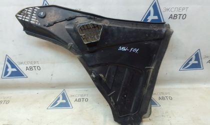 Жабо под дворники  BMW 7 серия F01/F02/F04 2010