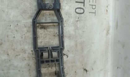 Кронштейн ручки двери ПП Mercedes W210/S210 