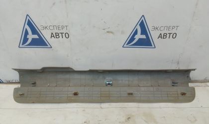 Накладка на порог лев перед Kia Cerato I Рест2007