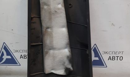 Обшивка стойки кузова R Volkswagen Passat B6 2010
