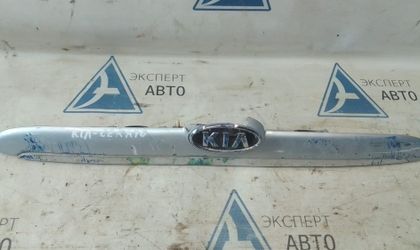 Накладка на крышку багажника Kia Cerato I 2006