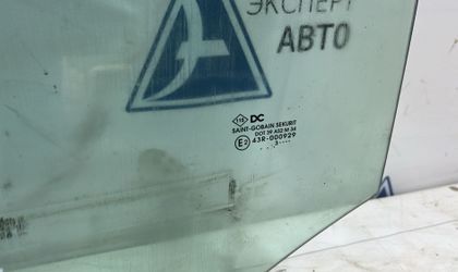 Стекло двери передней левой Mercedes-Benz Citan