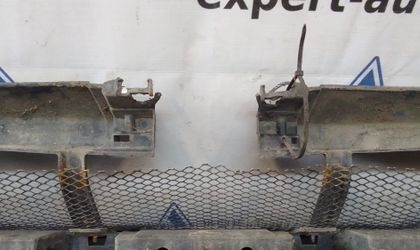Решетка радиатора Land Rover Range Rover III 2005