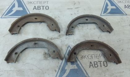 Колодки ручного тормоза BMW 7 F01/F02/F04 2010