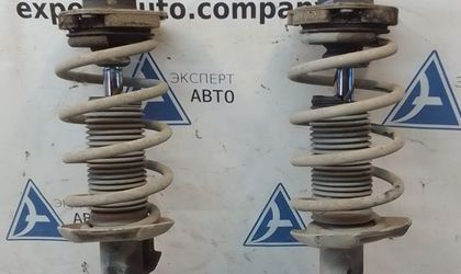 Стойка амортизатора передняя левая VW CC I 2009