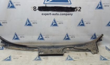 Жабо решетка стеклоочистителя BMW 7 F01/F02/F04 