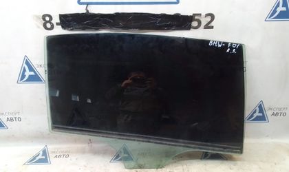 Стекло двери задней правой BMW 7 F01/F02/F04 2010