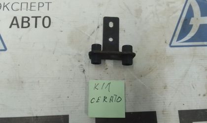 Крепление подушки двс  Kia Cerato I Рест2007 