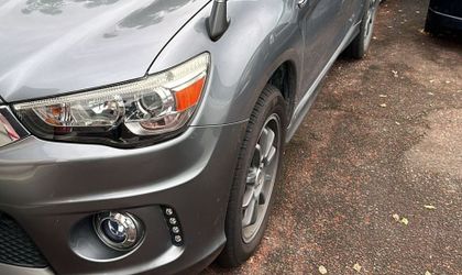 Mitsubishi RVR III 2011