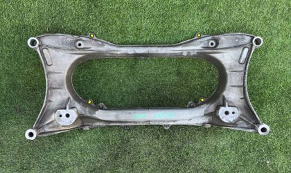 447 Подрамник передний Lexus GS350 GRS191