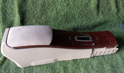 14 Подлокотник центральный Nissan Teana J32