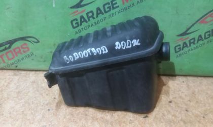 Резонатор воздушного фильтра Dodge Intrepid II