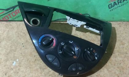 Прикуриватель Ford Focus I Рестайлинг 2003