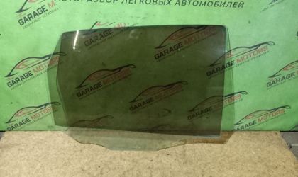Стекло двери задней правой Ford Focus I седан 2004