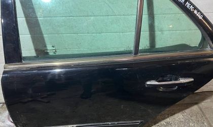 Бархотка наружняя задн левая Mercedes-Benz E W210