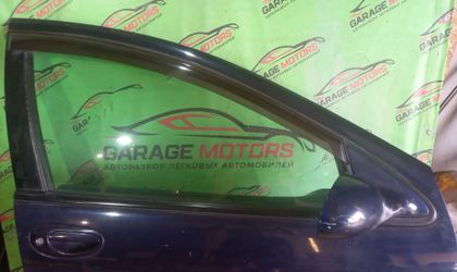 Ветровик двери перед прав Dodge Intrepid II 2002