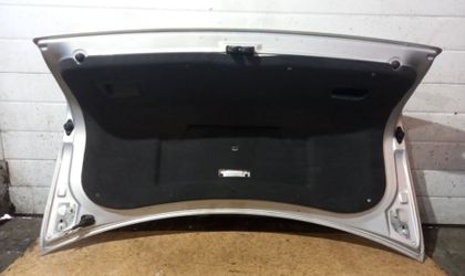 Обшивка крышки багажника Volkswagen Passat B5 2000