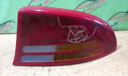 Фонарь задний правый Dodge Intrepid II 2002