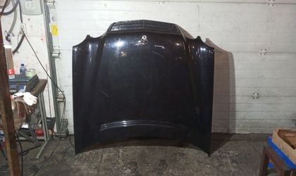 Капот решетка радиатора Mercedes-Benz E W210 1997