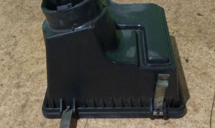 Корпус воздушного фильтра Mitsubishi Lancer 9 4G18